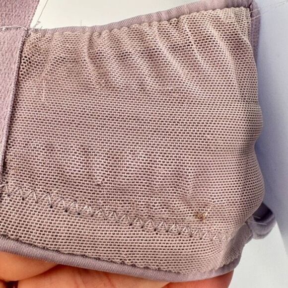 Emporio Armani lilac soft cup underwire bra size 32‎ DD - Picture 8 of 9